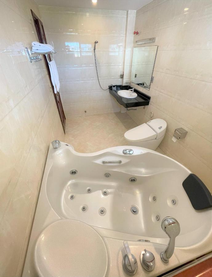 Minh Duc Green Hotel Tuan Chau Χα Λονγκ Εξωτερικό φωτογραφία